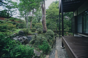 まるごと貸切 にごり湯天然温泉かけ流し 箱根満来山荘 Hakone Natural Milky Onsen 2300sqm Garden & Villa Man Rai